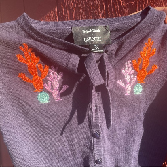 Modcloth X Collectif XS Cardigan w/ Cacti design. - Picture 4 of 5